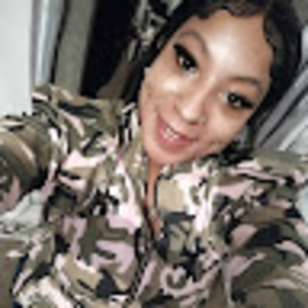 Meet your Posher, Tamishia